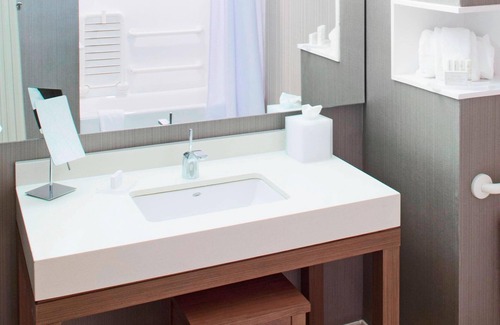 Midlothian Hotel | Courtyard by Marriott Dallas Midlothian-Midlothian Conf Ctr