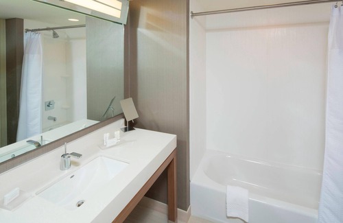 Midlothian Hotel | Courtyard by Marriott Dallas Midlothian-Midlothian Conf Ctr