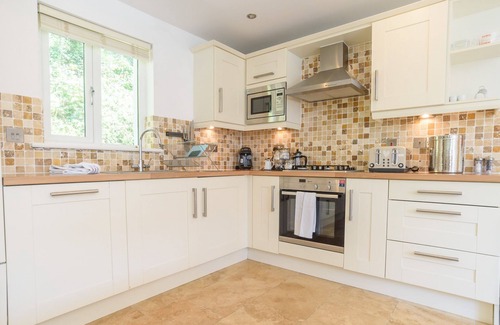 St Austell Cottage | Courtyard Cottage 41 - a trewhiddle that sleeps 4 guests in 2 bedrooms