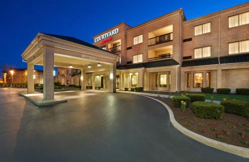 Mishawaka Hotel | Courtyard Mishawaka-University Area