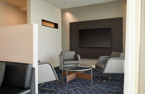 Creve Coeur Hotel | Courtyard St. Louis Creve Coeur