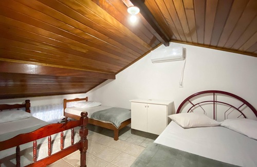 Ze Amandio Apartment | Cover - Resident. Green Seas