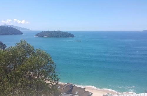 Conceicao de Jacarei Apartment | Coverage in Porto Real Suites with 3 suites, barbecue and hydromassage