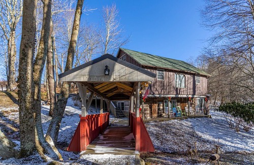 Banner Elk Cabin | Covered Bridge Cabin - A unique, rustic get-away between Banner Elk and Beech Mountain.