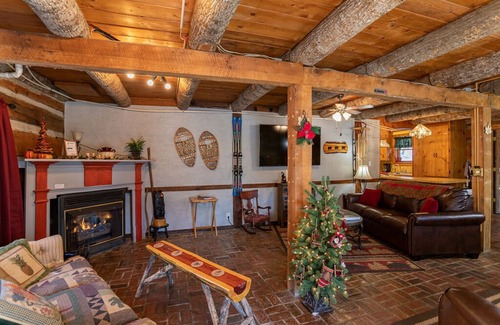 Banner Elk Cabin | Covered Bridge Cabin - A unique, rustic get-away between Banner Elk and Beech Mountain.