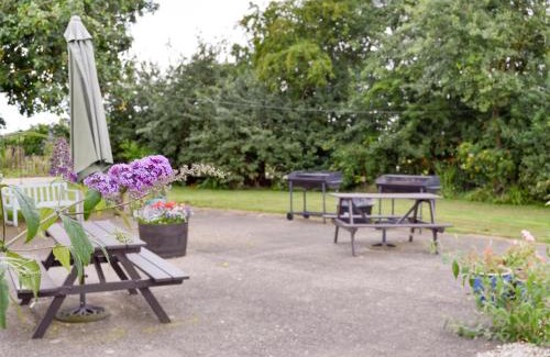 Great Hatfield House | Cowslip Cottage- W43122