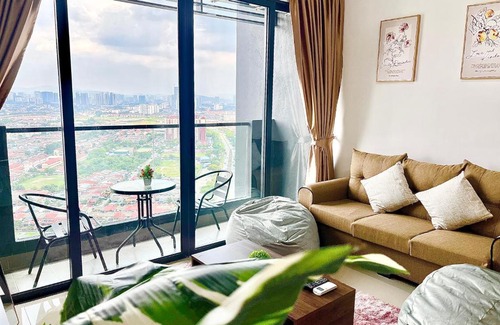 Petaling Jaya Apartment | Cozy 1-7 pax Sunway Pyramid 2Room Wifi TV Balcony