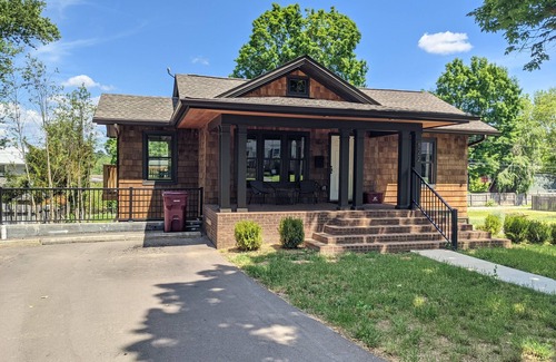 Johnson City Apartment | Cozy 1 BD rental home in Historic Tree Streets
