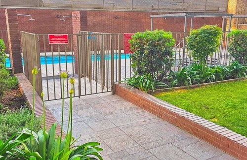 Barrio Italia Apartment | Cozy 1 bedroom 1 bathroom apartment with sofa bed.