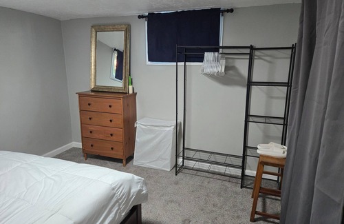 Murray Apartment | Cozy 1-bedroom apartment in wonderful Taylorsville with WiFi, AC