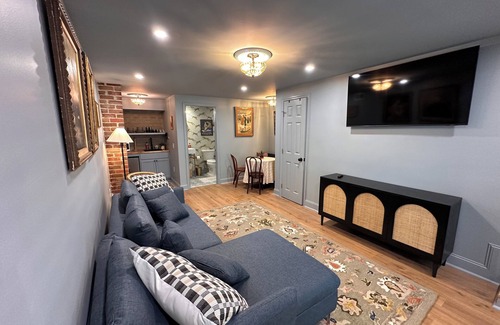North-Central Apartment | Cozy 1-bedroom apartment