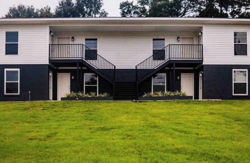 Enterprise Apartment | Cozy 1-bedroom apartment in charming Enterprise with WiFi, AC