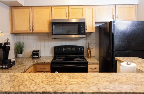 Charlotte Apartment | Cozy 1-bedroom apartment near downtown CLT w/free parking & WIFI