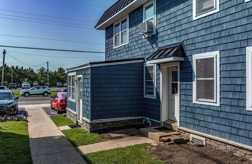 Brigantine Condo | Cozy 1-bedroom condo in fabulous Brigantine with AC, WiFi