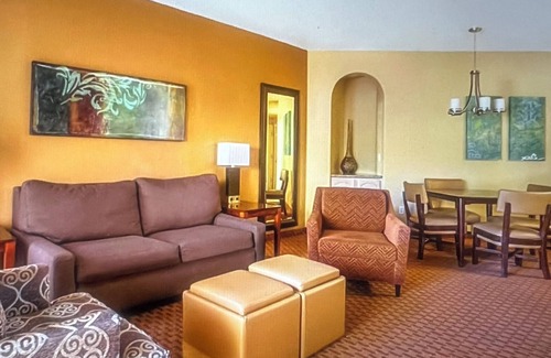 Princess Views Condo | Cozy 1-bedroom condo in enjoyable Scottsdale with AC, fitness room