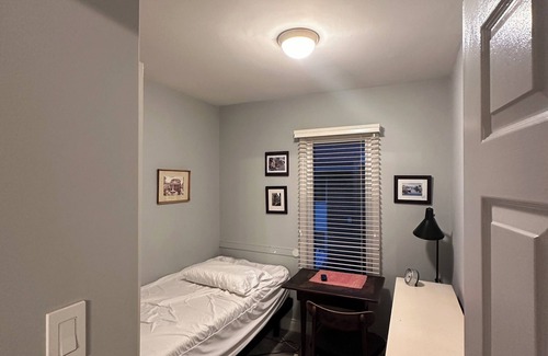 Inner Harbour Condo | Cozy 1 bedroom in Condo