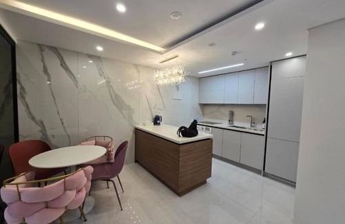 Seocho-dong Apartment | Cozy 1-bedroom with AC and WiFi in amazing Seoul