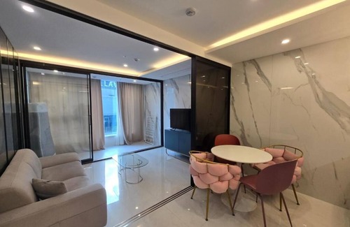 Seocho-dong Apartment | Cozy 1-bedroom with AC and WiFi in amazing Seoul