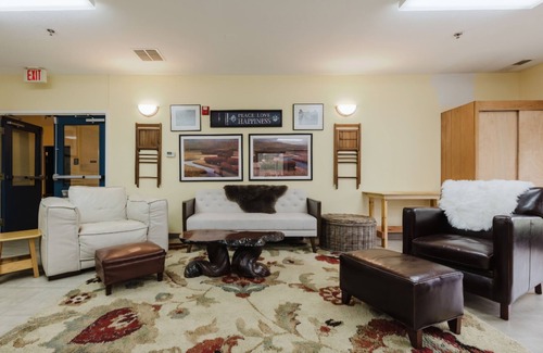 Omaha Apartment | Cozy 1-bedroom with fitness room, WiFi in charming Omaha