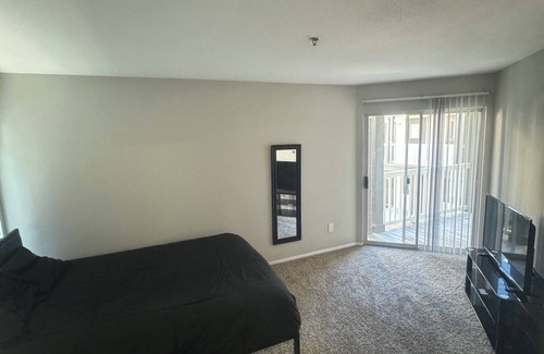 Dunwoody Apartment | Cozy 1-bedroom with WiFi and fitness room in charming Dunwoody