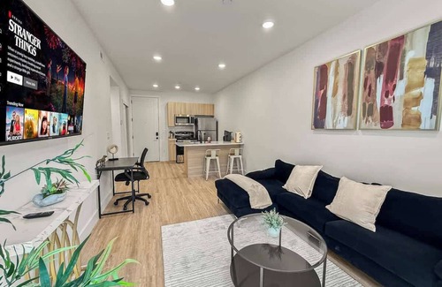 Olde Richmond Apartment | Cozy 1BD Apt | Fishtown | Gym & Pool