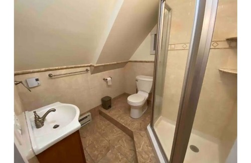 Long Branch Apartment | Cozy 1bd Apt just 2 blocks from the beach!
