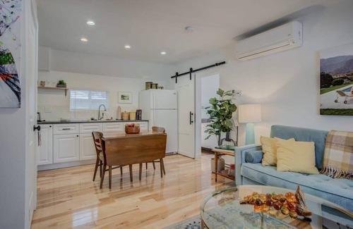 Downtown Colorado Springs Apartment | Cozy 1BR Dine, Play, & Sip in Urban Mtn Paradise!