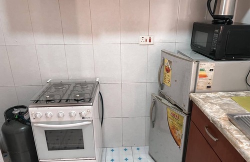 Cantonments Apartment | Cozy 1BR Labone, WiFi/DSTV