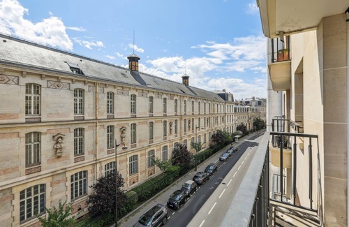 Porte-Dauphine Apartment | Cozy 1BR Near Trocadero & Arc de Triomphe