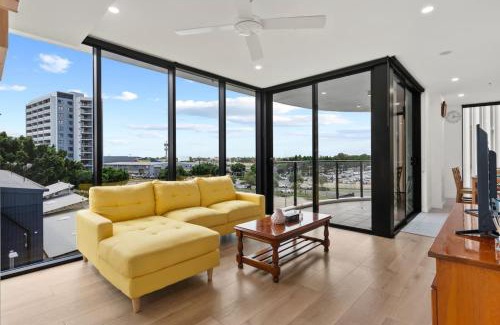 Eagle Farm Apartment | Cozy 1BR Retreat in Hamilton Near River and Dining