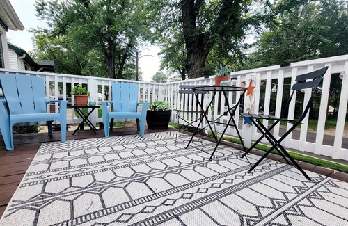 Lincoln House | Cozy 2 bdrm in south Lincoln