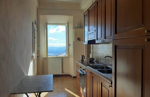 Montecastelli House | Cozy 2-Bedroom Apartment