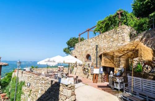 Montecastelli House | Cozy 2-Bedroom Apartment