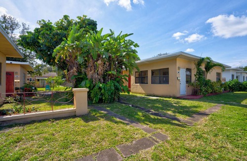 Miami Shores Apartment | Cozy 2-bedroom apartment in Miami with AC