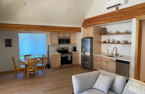Ronald Cabin | Cozy 2-bedroom cabin in charming Ronald with WiFi, AC