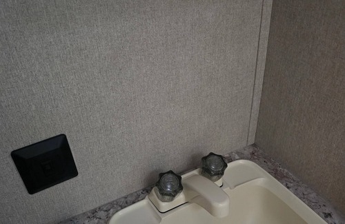 State Park RV Rental | Cozy 2-bedroom campground in lovely Columbia with WiFi, AC