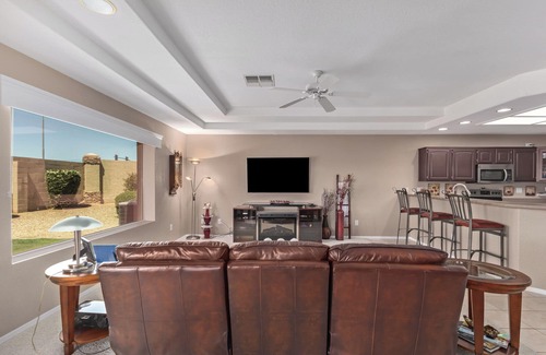 Sunland Springs Village Condo | Cozy 2-bedroom condo with fitness room, WiFi in charming Mesa