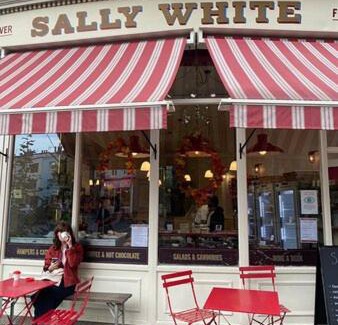 Kennington Villa | Cozy 2-Bedroom Retreat with Modern Amenities