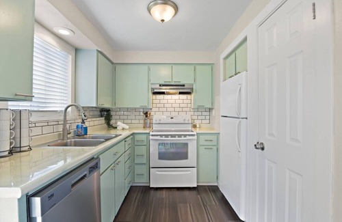 Nevada - Lidgerwood House | Cozy 2-bedroom Unit in awesome Spokane with WiFi