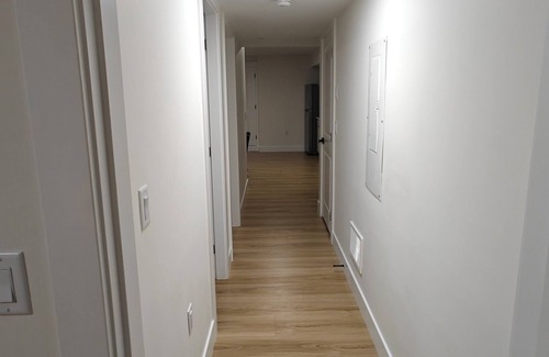 Willoughby Apartment | Cozy 2 br basement available