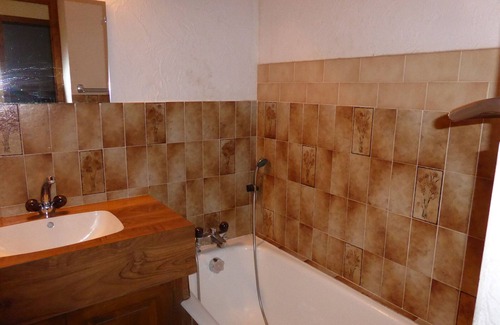 Demi-Quartier Apartment | Cozy 2-Room Mezzanine Apartment for 7 near Megève Ski Domain