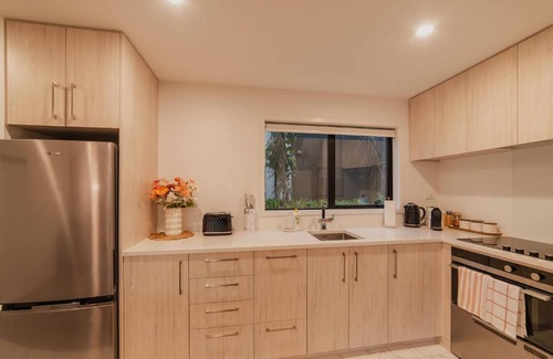 Addington House | Cozy 2Bedroom - Kitchen Yard Central Location
