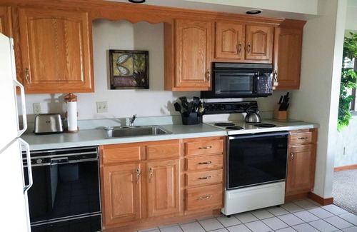 Seven Springs Villa | Cozy 2BR/2BA at Seven Springs Mtn Villas; sleeps 10 for ski, golf, play, relax!