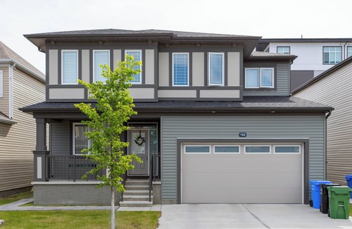 Calgary Apartment | Cozy 2BR/2BA Suite | 10 Mins to Airport | Private Entry & Kitchen