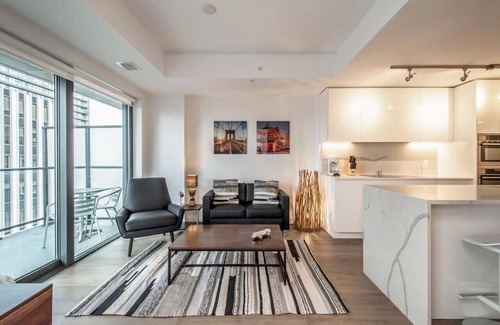 Downtown Halifax Apartment | Cozy 2BR Apt with Gym and Cinema near Pier 21