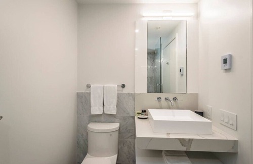 Downtown Halifax Apartment | Cozy 2BR Apt with Gym and Cinema near Pier 21