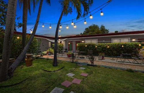 Downtown Hollywood Apartment | Cozy 2BR in Hollywood FL – Pet Friendly