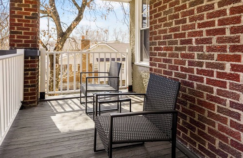 South Kansas City House | Cozy 2BR Near Hospitals, UMKC, Brookside, & Plaza