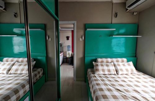 Rawasari Apartment | Cozy 2BR Pramuka Apt Tower Penelope with Pool & Wi-Fi