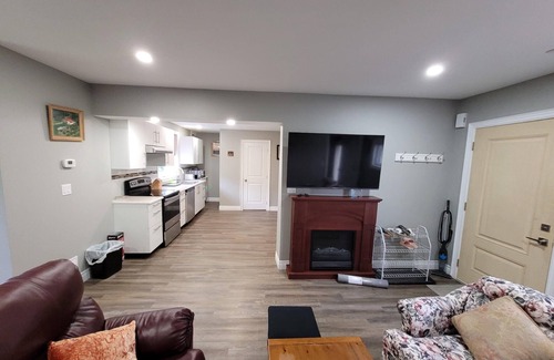 Niagara-on-the-Lake Other | Cozy 3-bedroom farmhouse in wine-country